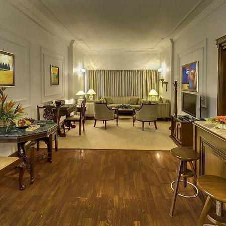 Hotel Hindusthan International, Колката Удобства снимка