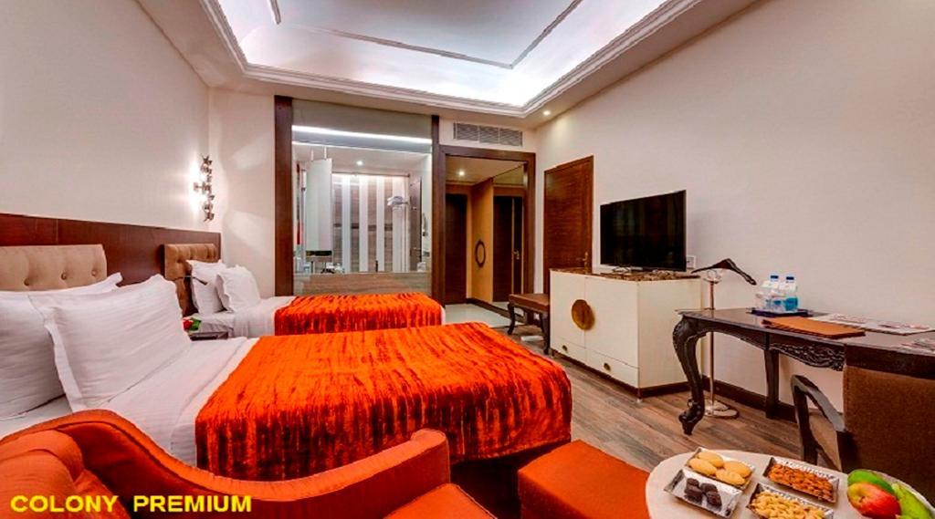 Hotel Hindusthan International, Колката Екстериор снимка