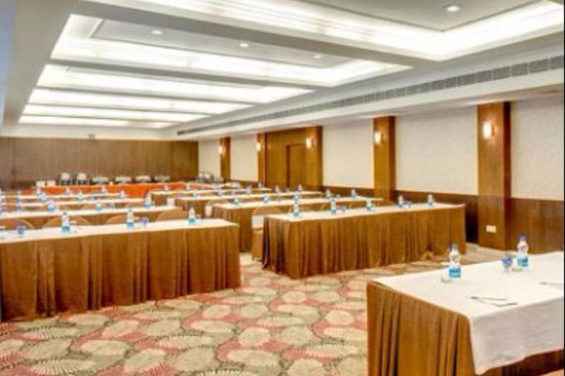 Hotel Hindusthan International, Колката Екстериор снимка