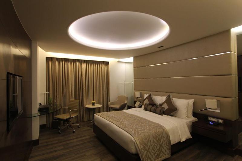 Hotel Hindusthan International, Колката Екстериор снимка