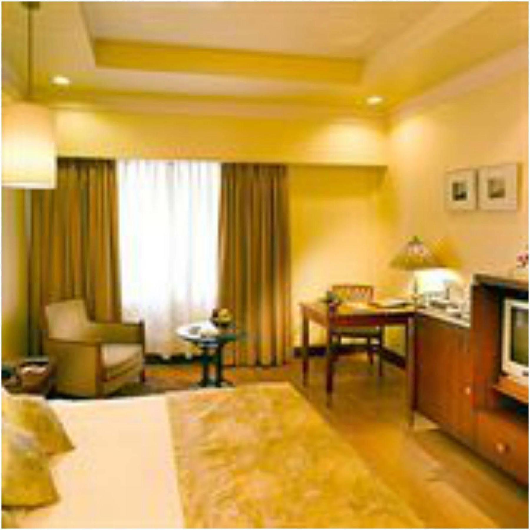 Hotel Hindusthan International, Колката Стая снимка