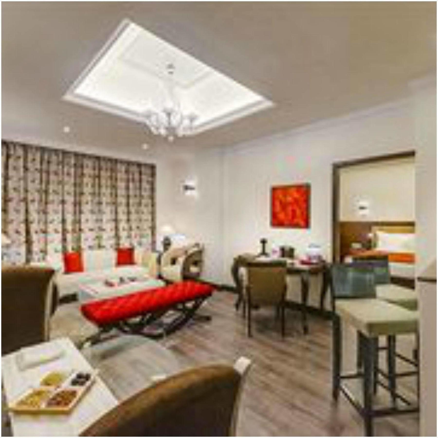 Hotel Hindusthan International, Колката Екстериор снимка